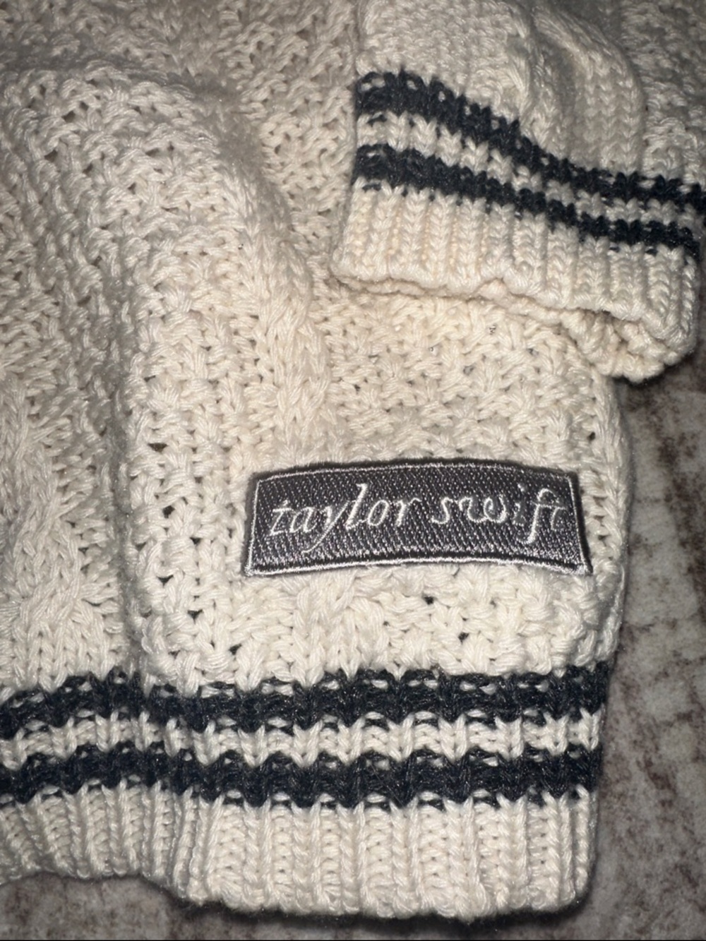 Taylor Swift Folklore Cardigan with Star Patches XS/S - Picture 3 of 4
